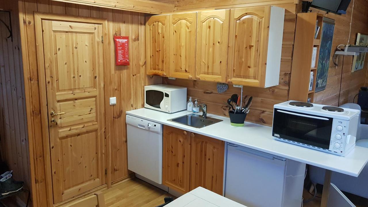 One-Room Cabin Without Shower Time Екстериор снимка