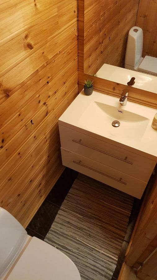 One-Room Cabin Without Shower Time Екстериор снимка